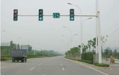 交通信號燈桿件如何維護和保養？